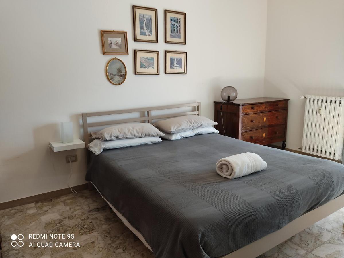 Casa Vovos' Apartment Terni Bagian luar foto