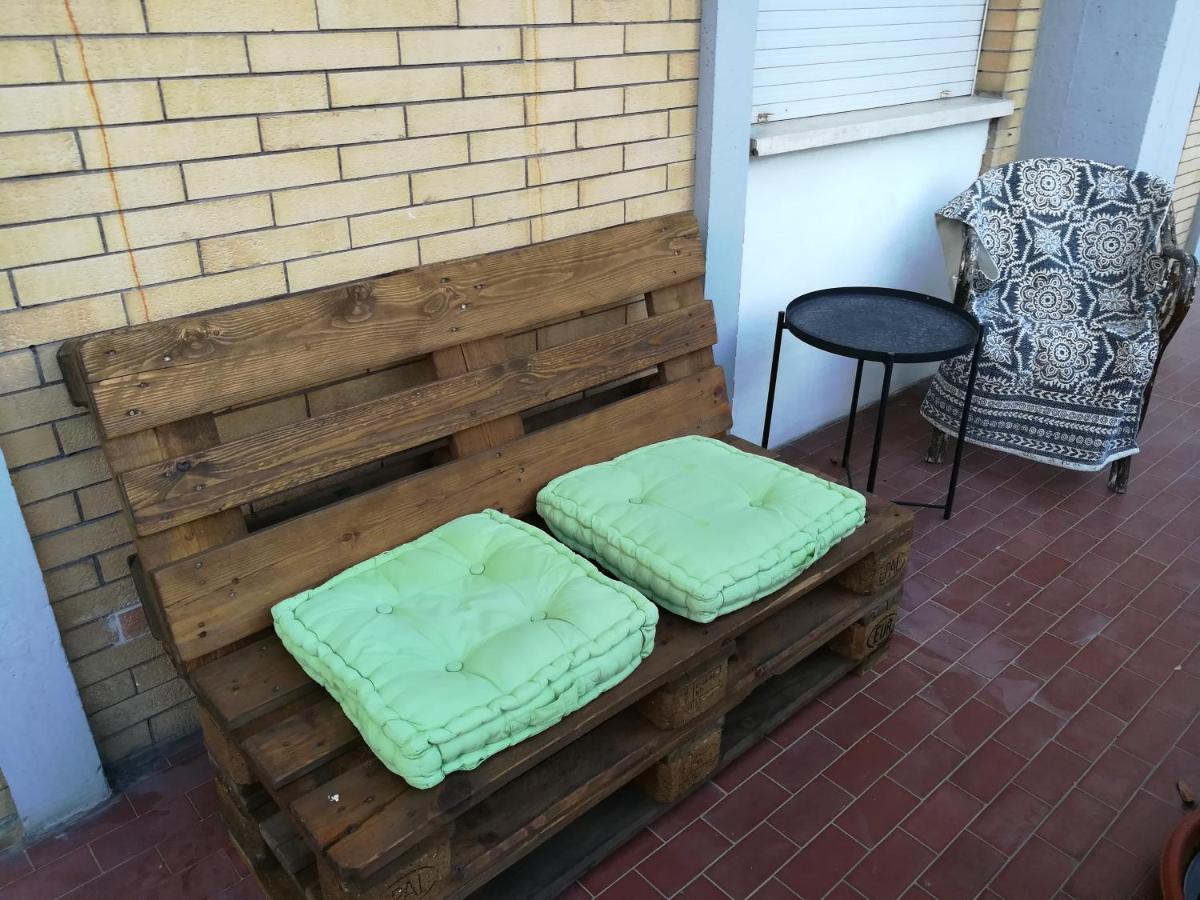 Casa Vovos' Apartment Terni Bagian luar foto