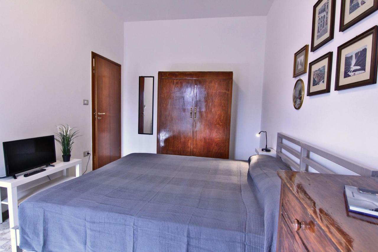 Casa Vovos' Apartment Terni Bagian luar foto