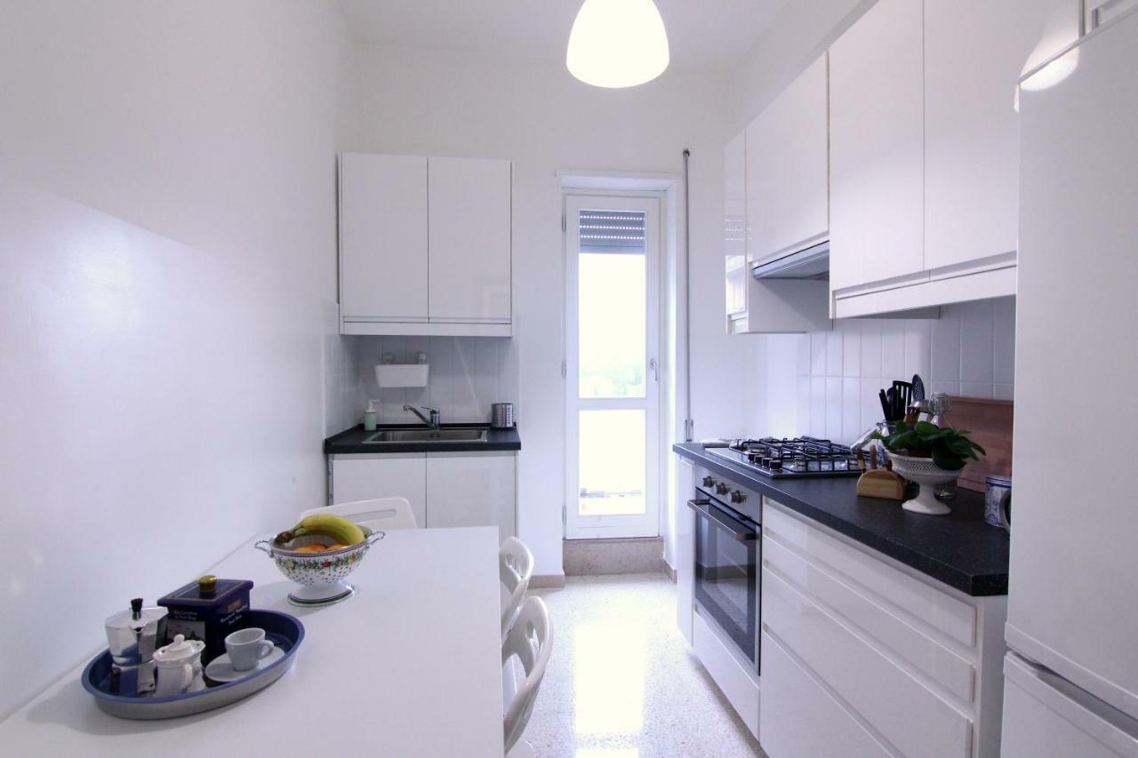 Casa Vovos' Apartment Terni Bagian luar foto