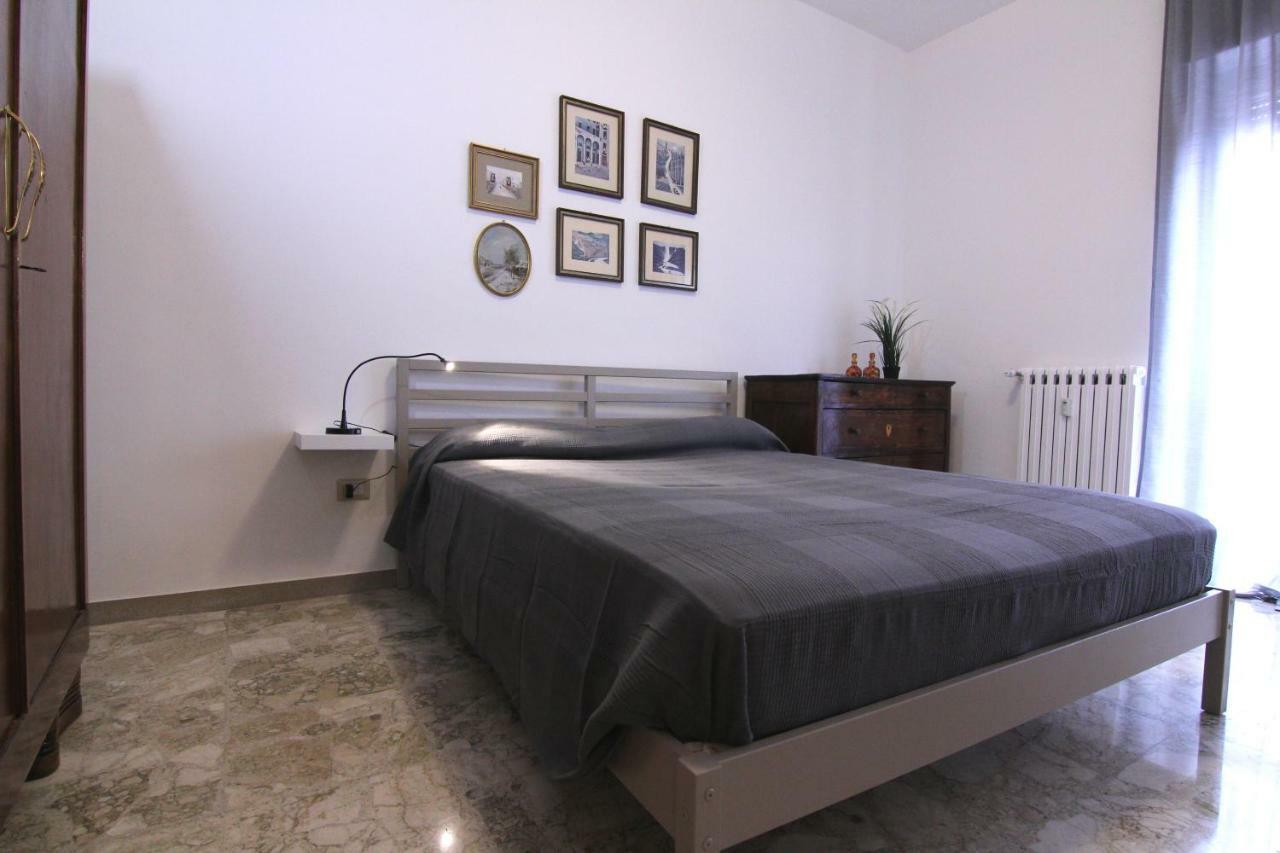 Casa Vovos' Apartment Terni Bagian luar foto
