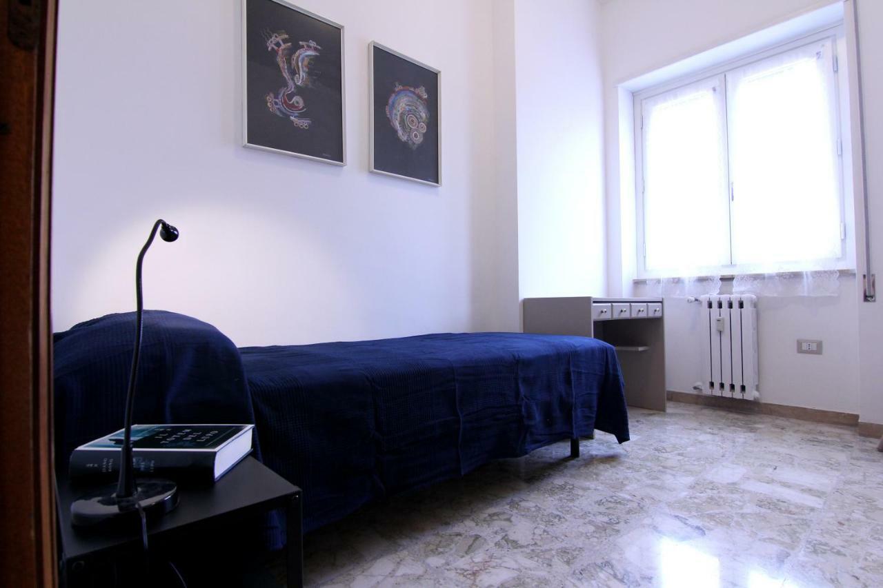 Casa Vovos' Apartment Terni Bagian luar foto