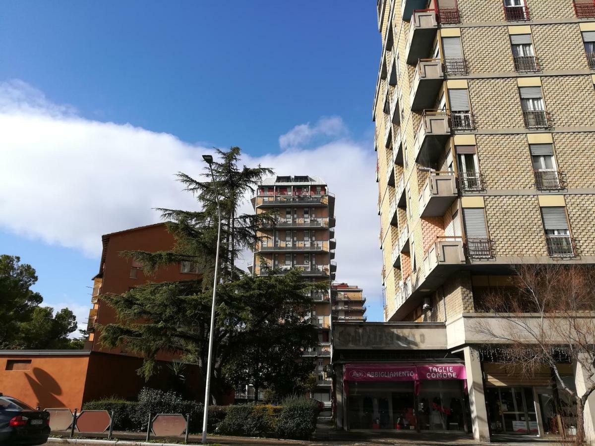 Casa Vovos' Apartment Terni Bagian luar foto